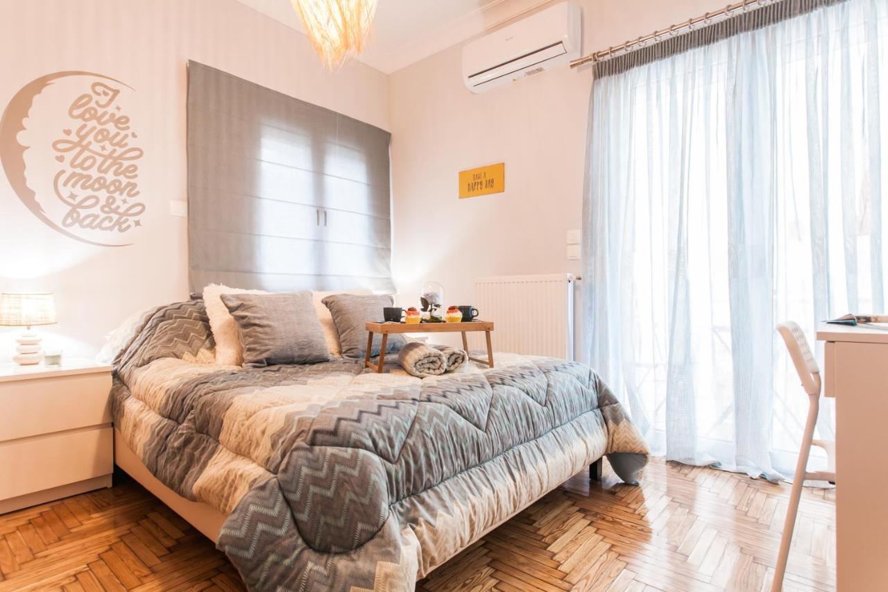 Luxury Seaside Apartment Next To Starbucks Opossite The Beach Park Of Flisvos Atena Exterior foto